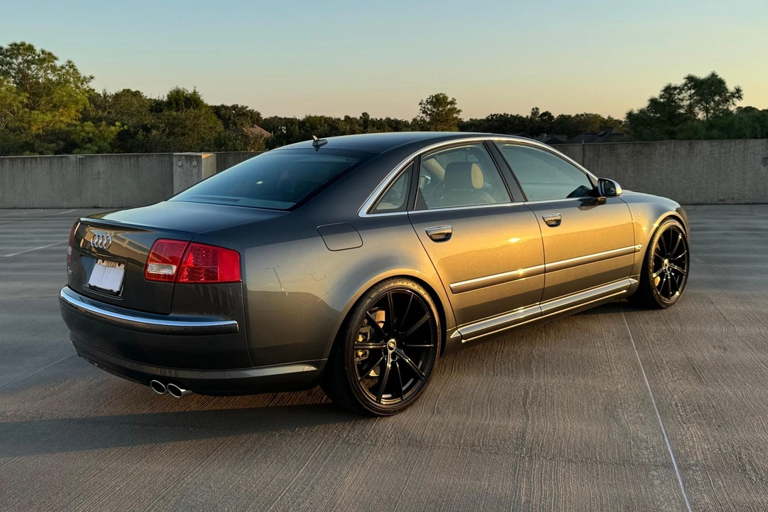 2007 Audi D3 S8 - Image 17 of 31