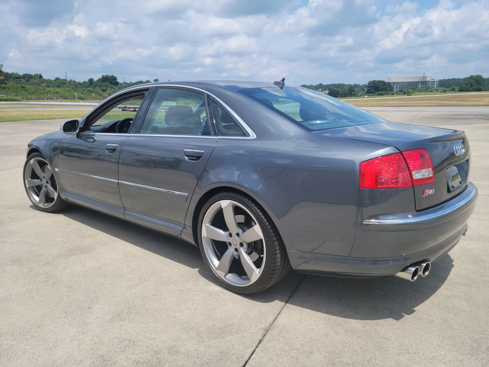 2007 Audi D3 S8 - Image 13 of 31