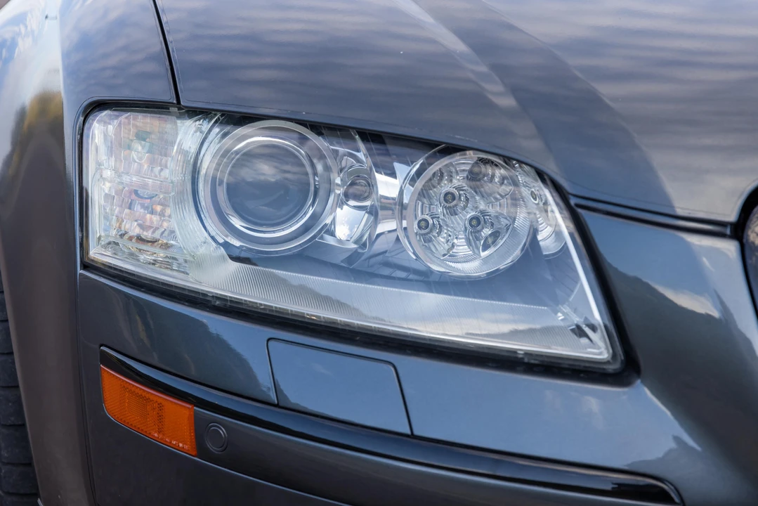 2007 Audi D3 S8 - Image 13 of 31