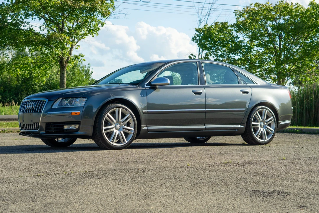 2007 Audi D3 S8 - Image 2 of 31