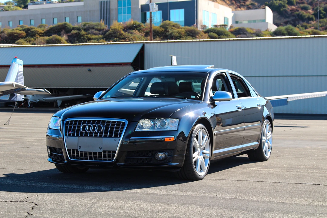 2007 Audi D3 S8 - Image 2 of 31
