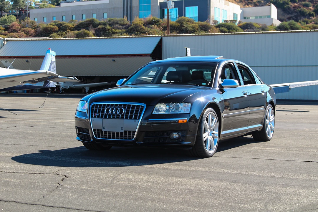 2007 Audi D3 S8 - Image 3 of 31