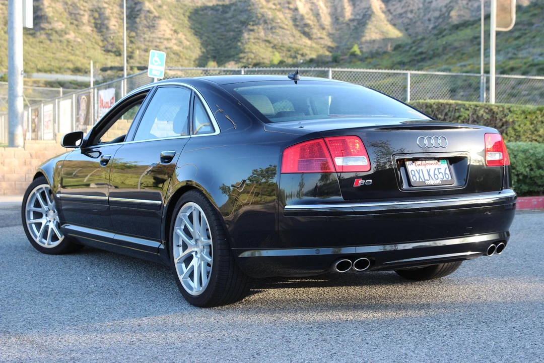 2007 Audi D3 S8 - Image 8 of 31