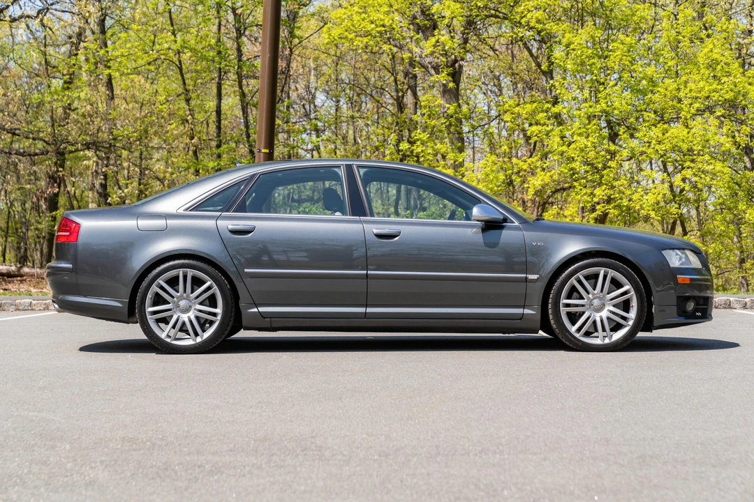 2007 Audi D3 S8 - Image 3 of 31