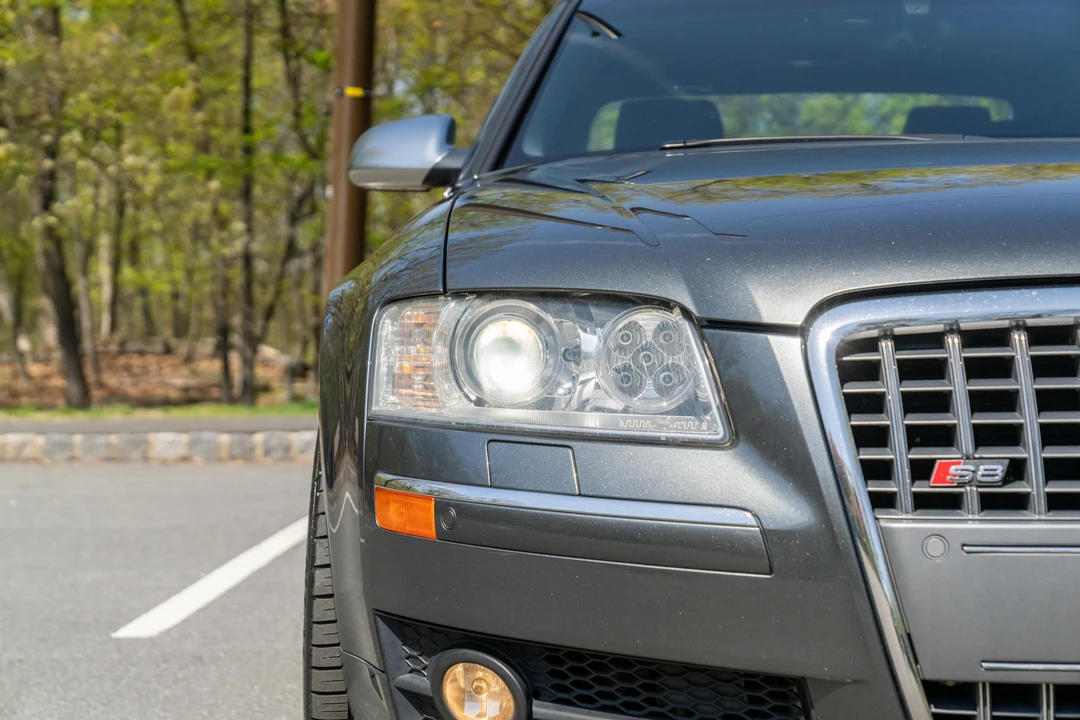 2007 Audi D3 S8 - Image 25 of 31