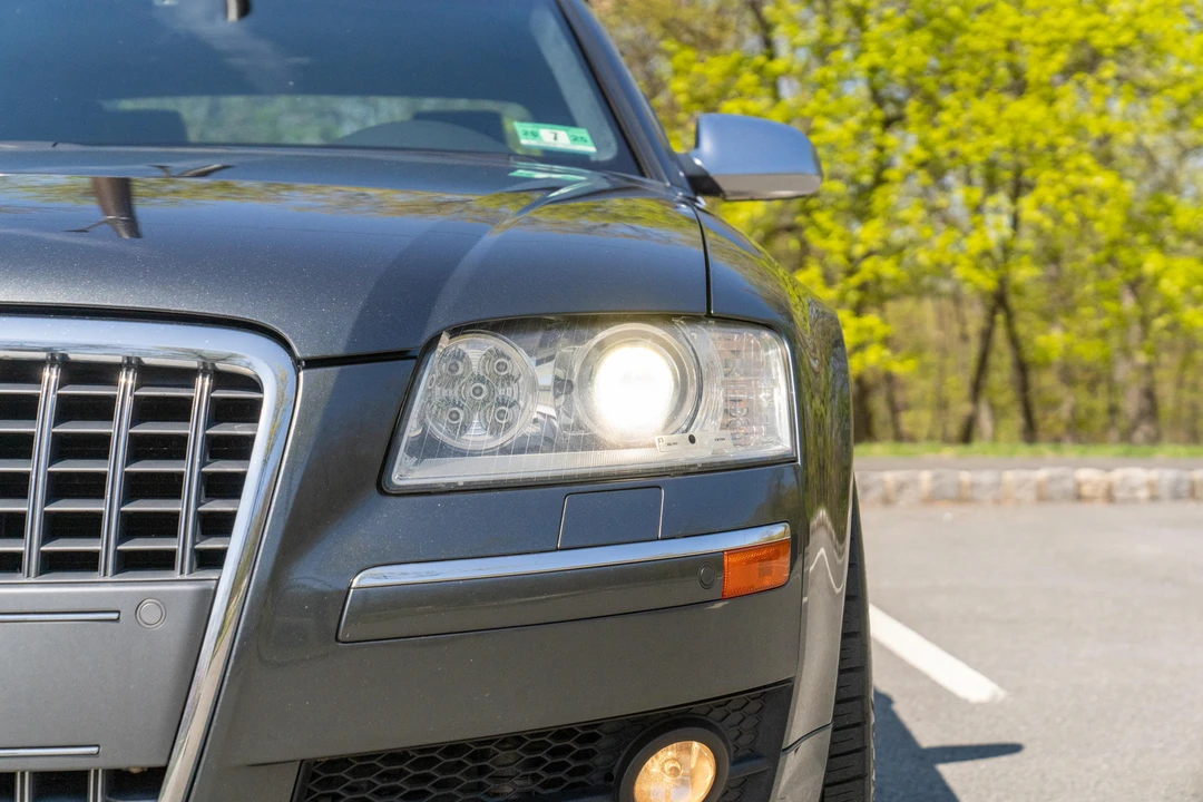 2007 Audi D3 S8 - Image 29 of 31