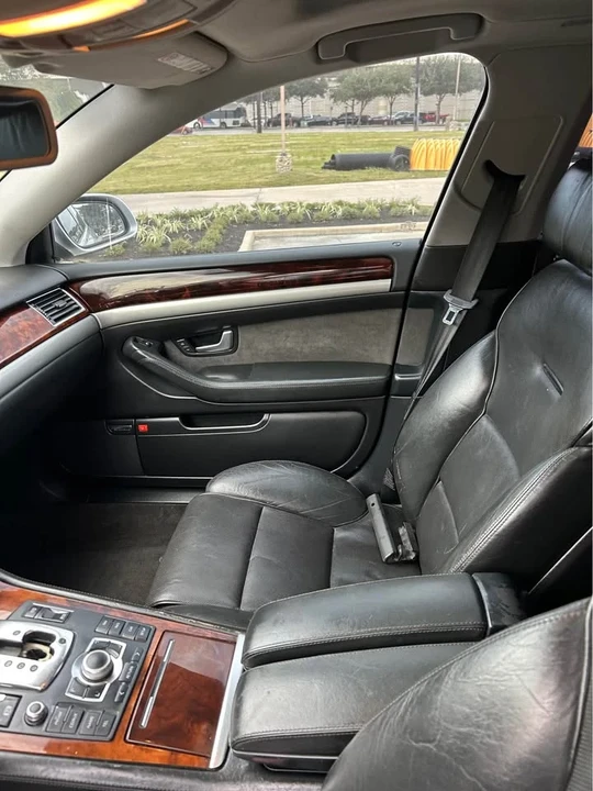 2007 Audi D3 A8 - Image 8 of 10