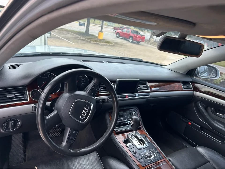 2007 Audi D3 A8 - Image 9 of 10
