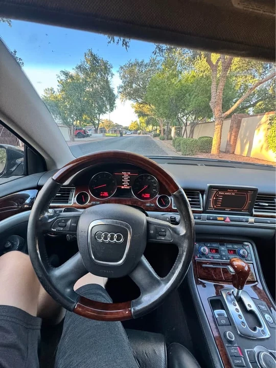 2007 Audi D3 A8 - Image 4 of 12