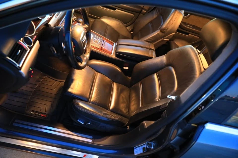 2007 Audi D3 S8 - Image 10 of 15