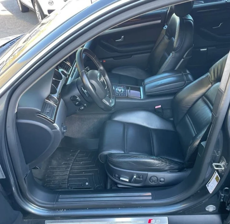 2007 Audi D3 S8 - Image 12 of 19