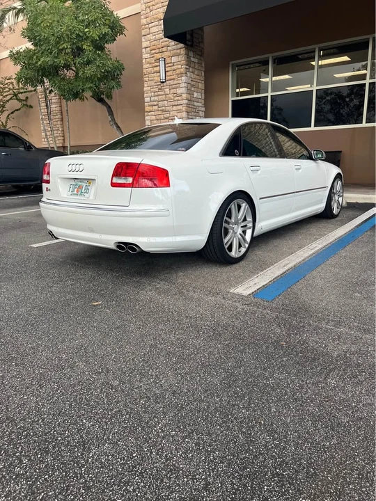 2007 Audi D3 S8 - Image 3 of 14