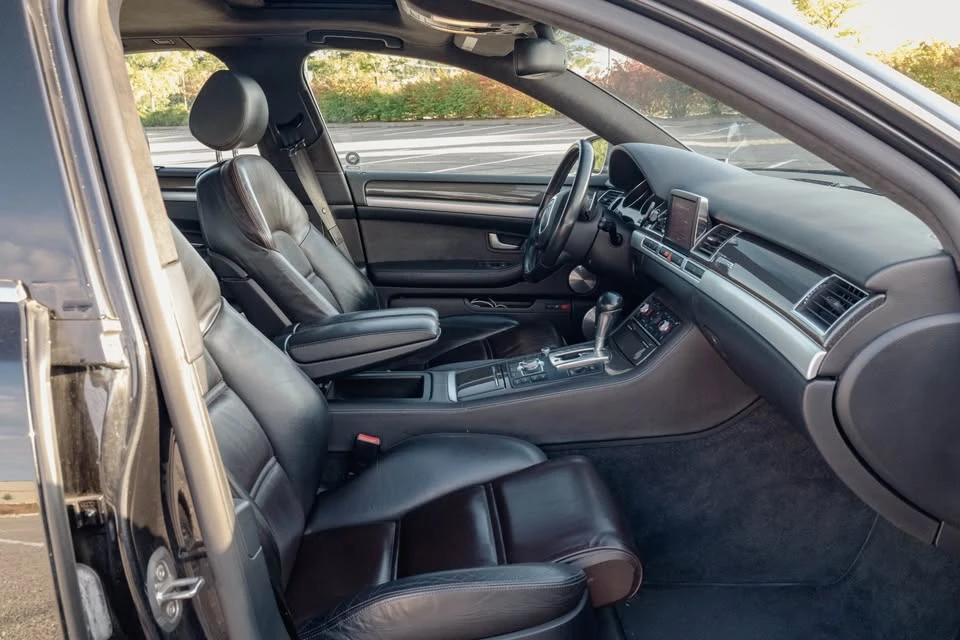 2007 Audi D3 S8 - Image 14 of 19