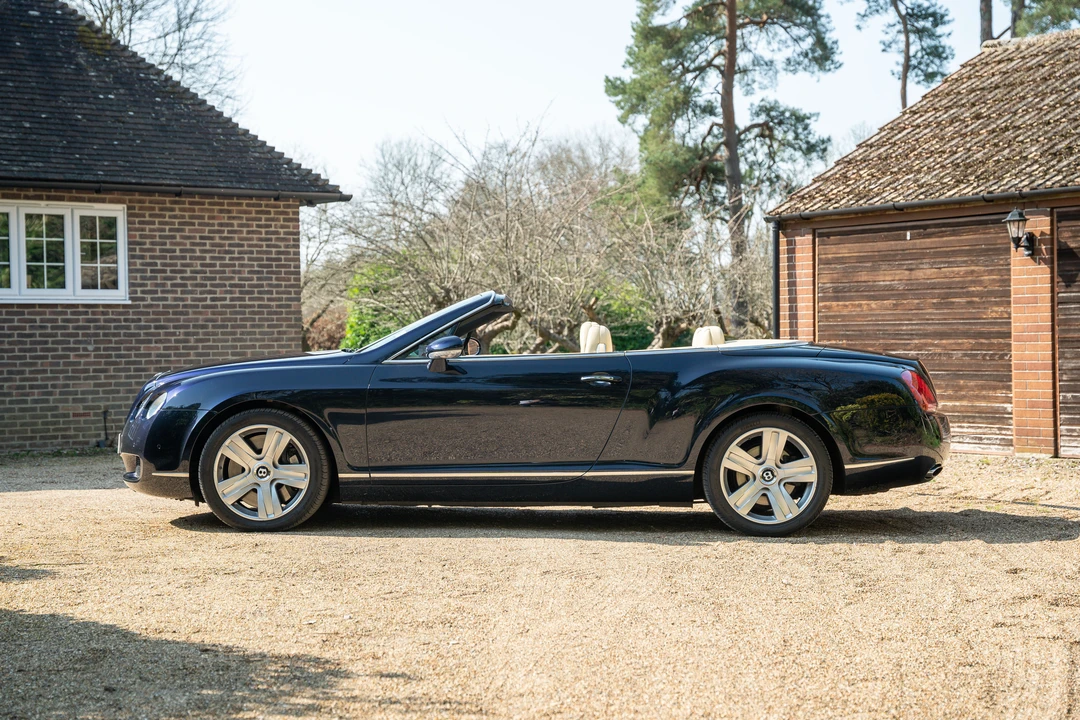 2007 Bentley Continental GTC - Image 9 of 31