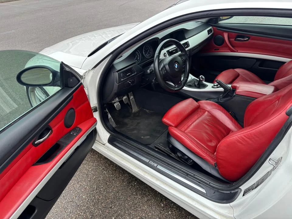 2007 BMW E90 3 Series Sedan - Image 10 of 15