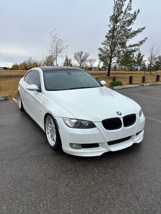 2007 BMW E90 3 Series Sedan - Image 3 of 15