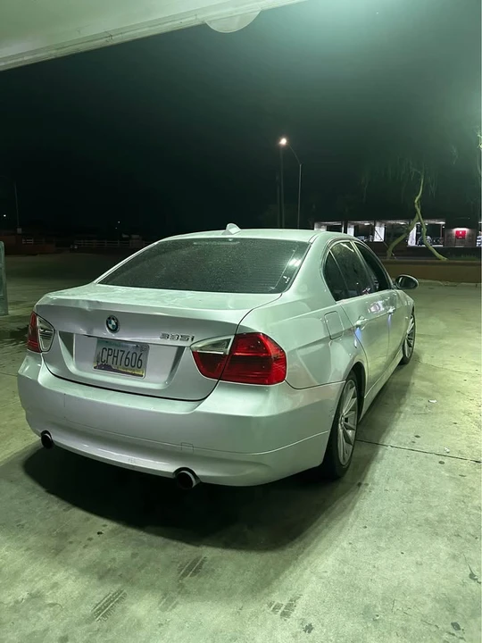2007 BMW E90 3 Series Sedan - Image 3 of 6