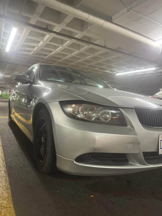 2007 BMW E90 3 Series Sedan - Image 5 of 9