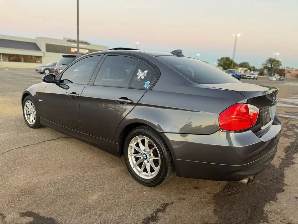 2007 BMW E90 3 Series Sedan - Image 7 of 17