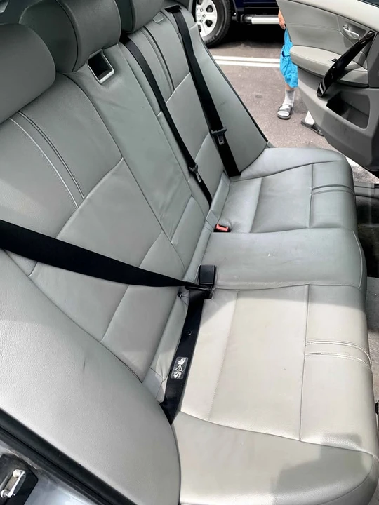 2007 BMW 3 Series - Image 11 of 12