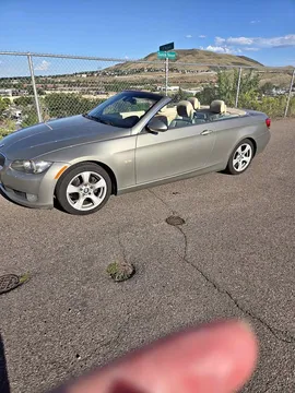 2007 BMW 3 Series 318i Convertible 2D