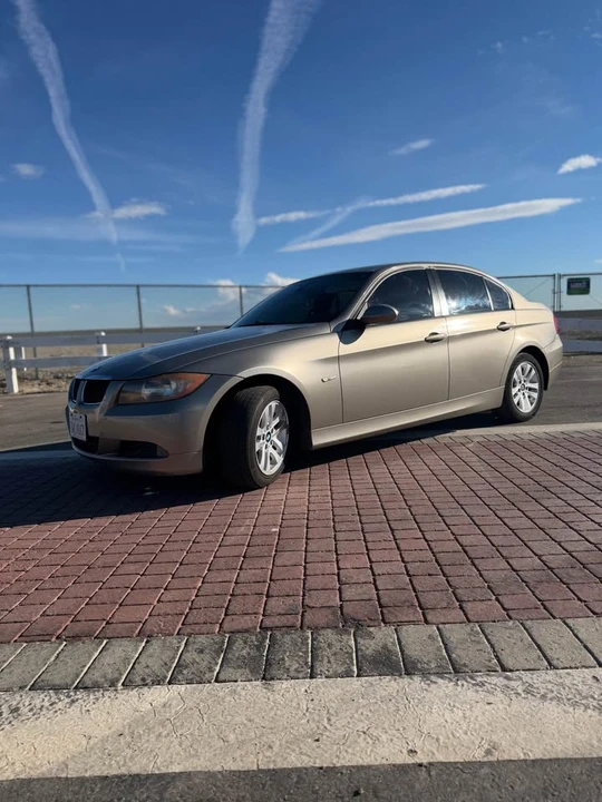 2007 BMW E90 3 Series Sedan - Image 2 of 8