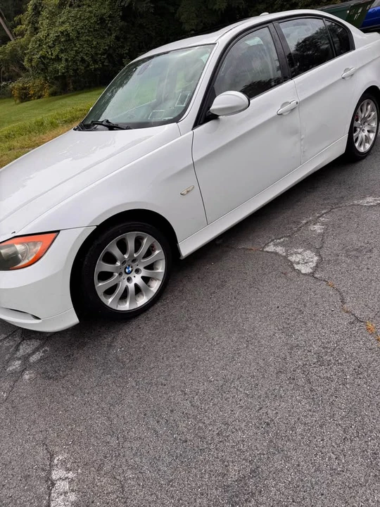 2007 BMW E90 3 Series Sedan - Image 2 of 19