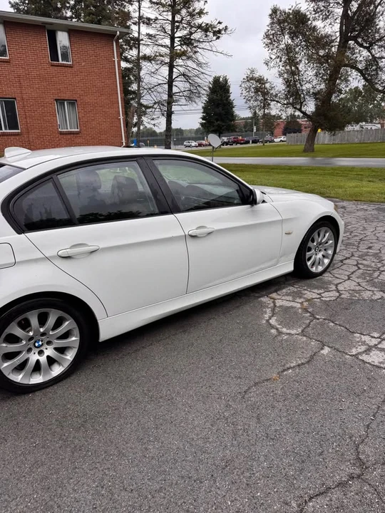 2007 BMW E90 3 Series Sedan - Image 6 of 19