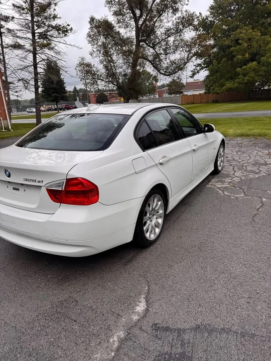 2007 BMW E90 3 Series Sedan - Image 5 of 19