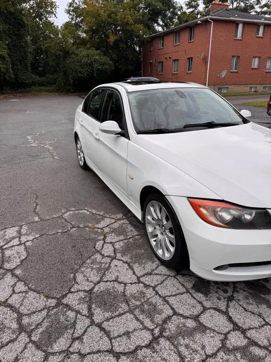 2007 BMW E90 3 Series Sedan - Image 7 of 19