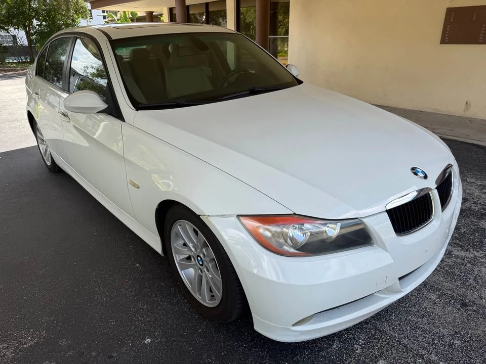 2007 BMW E90 3 Series Sedan - Image 3 of 8