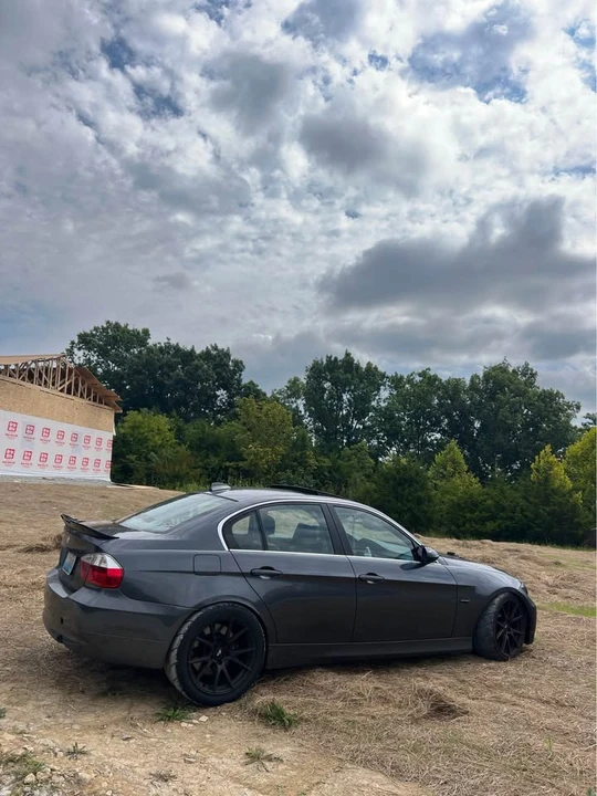 2007 BMW E90 3 Series Sedan - Image 3 of 3