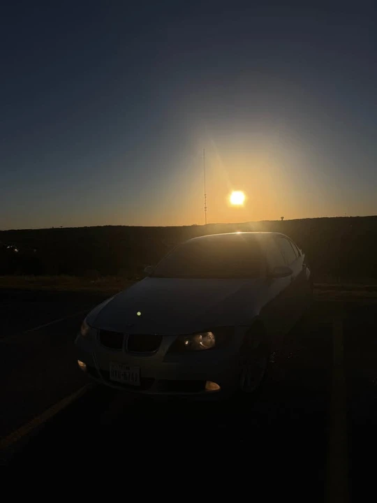2007 BMW E90 3 Series Sedan - Image 3 of 5