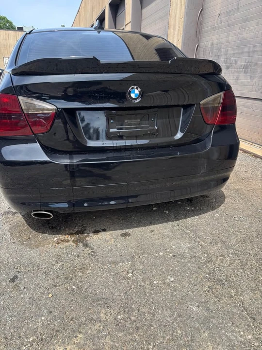 2007 BMW E90 3 Series Sedan - Image 11 of 20