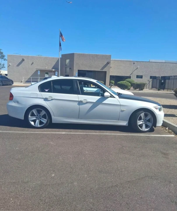 2007 BMW E90 3 Series Sedan - Image 2 of 9