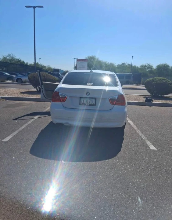 2007 BMW E90 3 Series Sedan - Image 8 of 9