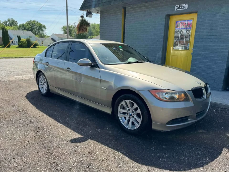 2007 BMW E90 3 Series Sedan - Image 3 of 11