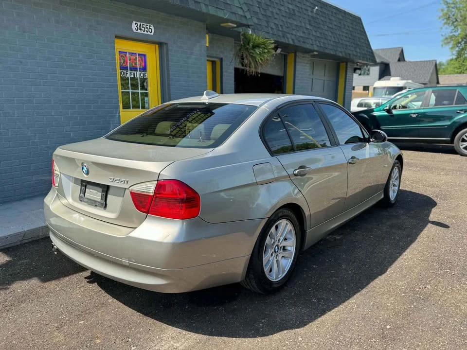 2007 BMW E90 3 Series Sedan - Image 4 of 11
