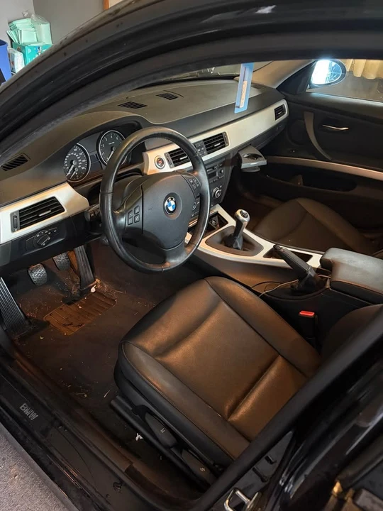 2007 BMW E90 3 Series Sedan - Image 2 of 4