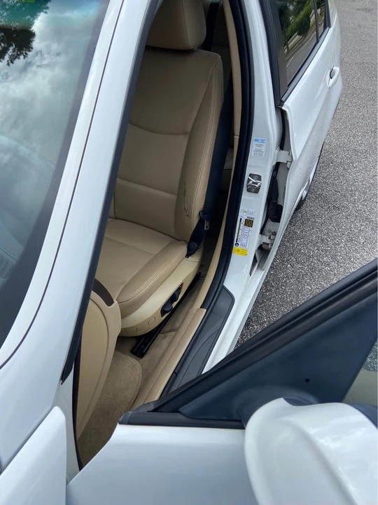 2007 BMW E90 3 Series Sedan - Image 6 of 6