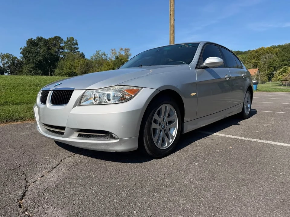 2007 BMW E90 3 Series Sedan - Image 2 of 12