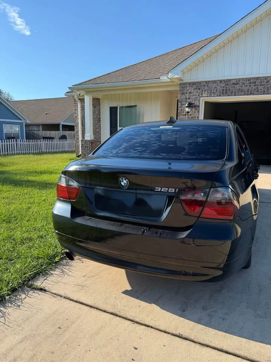 2007 BMW E90 3 Series Sedan - Image 3 of 10