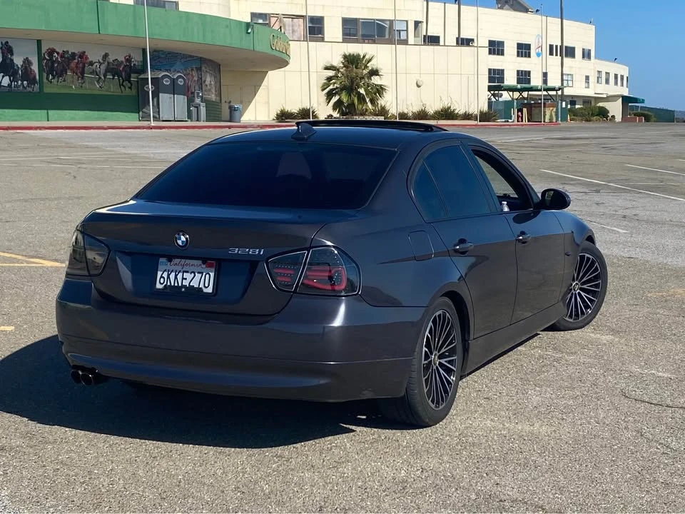 2007 BMW E90 3 Series Sedan - Image 5 of 5