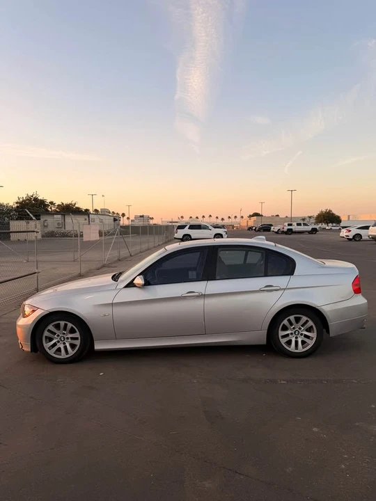 2007 BMW E90 3 Series Sedan - Image 8 of 16