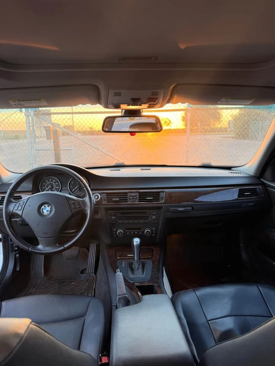 2007 BMW E90 3 Series Sedan - Image 11 of 16