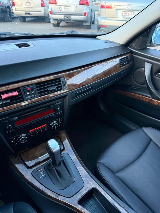 2007 BMW E90 3 Series Sedan - Image 11 of 13