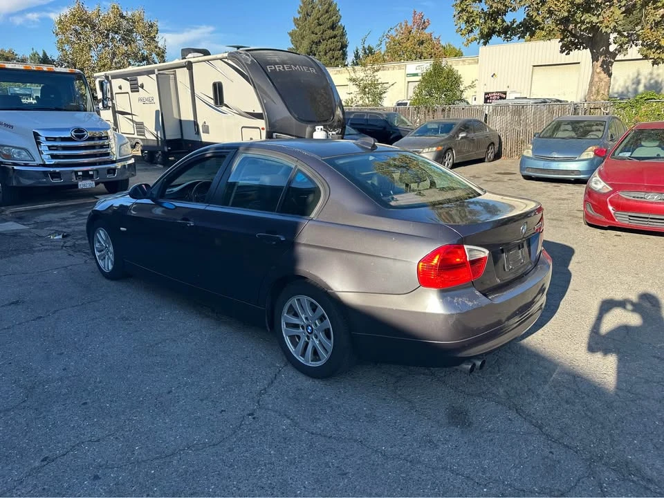 2007 BMW E90 3 Series Sedan - Image 3 of 12