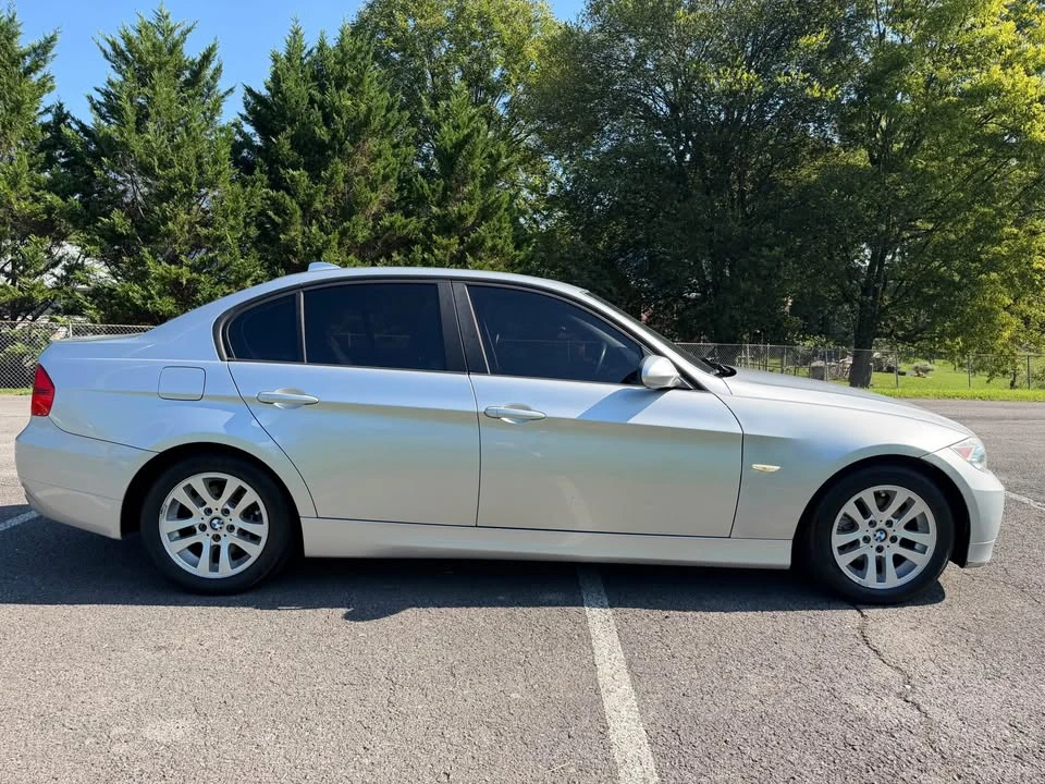 2007 BMW E90 3 Series Sedan - Image 5 of 12