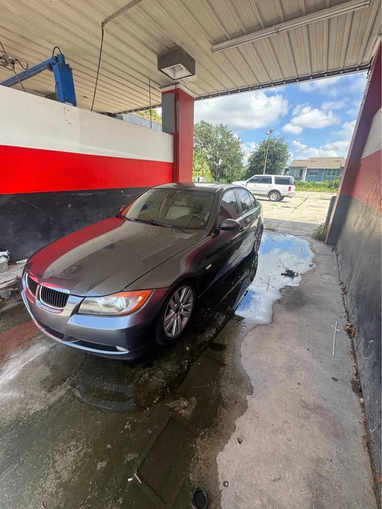 2007 BMW E90 3 Series Sedan - Image 2 of 14