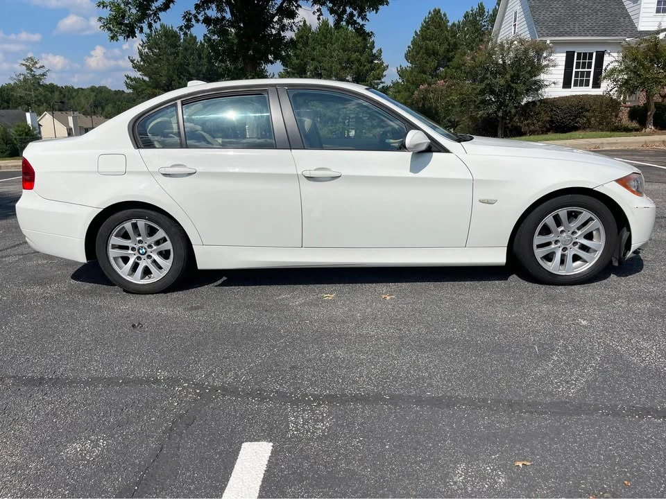 2007 BMW E90 3 Series Sedan - Image 3 of 13